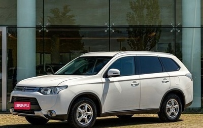 Mitsubishi Outlander III рестайлинг 3, 2014 год, 1 295 000 рублей, 1 фотография