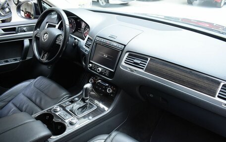 Volkswagen Touareg III, 2016 год, 2 070 000 рублей, 23 фотография