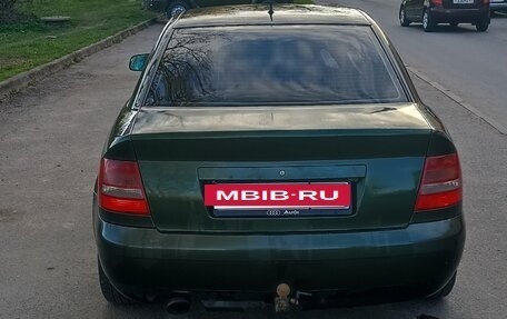 Audi A4, 1999 год, 260 000 рублей, 4 фотография