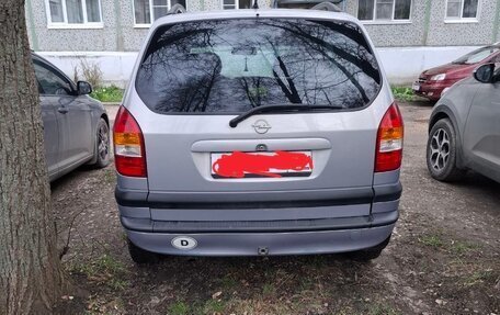 Opel Zafira A рестайлинг, 2002 год, 380 000 рублей, 14 фотография