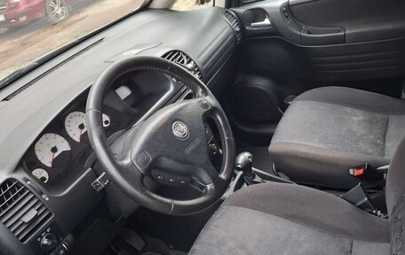 Opel Zafira A рестайлинг, 2002 год, 380 000 рублей, 15 фотография