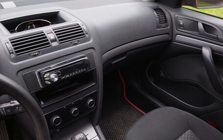 Skoda Octavia, 2011 год, 700 000 рублей, 9 фотография