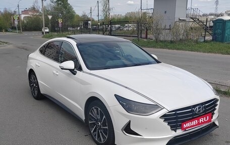 Hyundai Sonata VIII, 2023 год, 2 200 000 рублей, 4 фотография