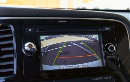 Mitsubishi Outlander III рестайлинг 3, 2014 год, 1 295 000 рублей, 11 фотография