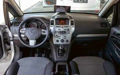 Opel Zafira B, 2012 год, 895 000 рублей, 17 фотография