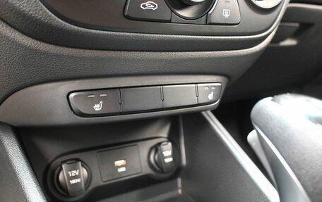 Hyundai Solaris II рестайлинг, 2021 год, 1 899 000 рублей, 18 фотография