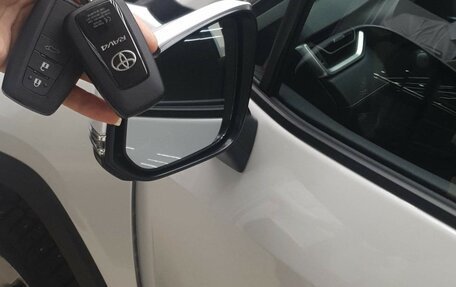 Toyota RAV4, 2019 год, 3 500 000 рублей, 1 фотография