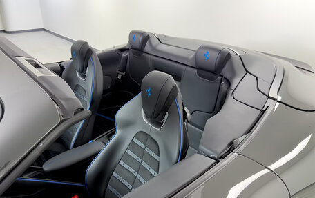 Ferrari Roma, 2025 год, 35 900 000 рублей, 23 фотография
