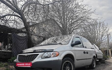 Chrysler Voyager IV, 2002 год, 480 000 рублей, 2 фотография