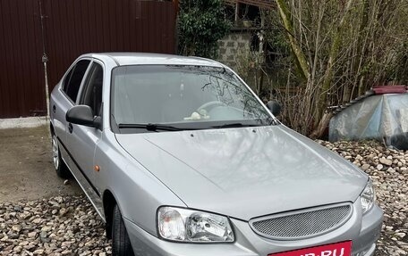 Hyundai Accent II, 2004 год, 345 000 рублей, 3 фотография