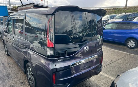 Honda Stepwgn IV, 2015 год, 1 890 000 рублей, 2 фотография