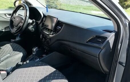 Hyundai Solaris II рестайлинг, 2020 год, 1 600 000 рублей, 6 фотография