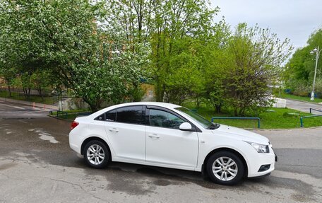 Chevrolet Cruze II, 2012 год, 800 000 рублей, 3 фотография