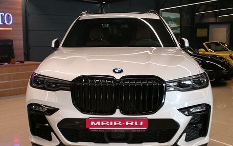 BMW X7, 2021 год, 9 500 000 рублей, 3 фотография