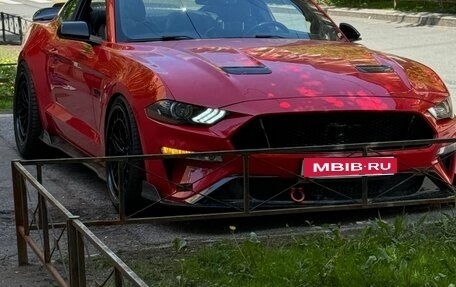Ford Mustang VI рестайлинг, 2019 год, 5 250 000 рублей, 2 фотография
