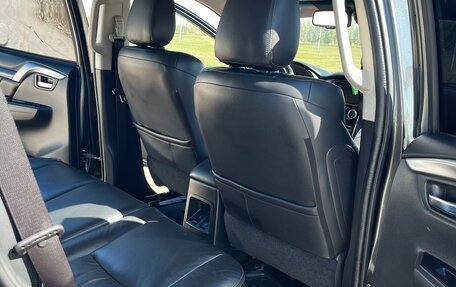 Mitsubishi Pajero Sport III рестайлинг, 2020 год, 3 100 000 рублей, 11 фотография