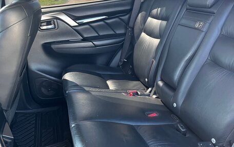 Mitsubishi Pajero Sport III рестайлинг, 2020 год, 3 100 000 рублей, 9 фотография