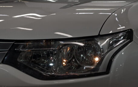 Mitsubishi Outlander III рестайлинг 3, 2014 год, 1 595 000 рублей, 26 фотография