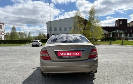 Mercedes-Benz C-Класс, 2011 год, 1 500 000 рублей, 6 фотография