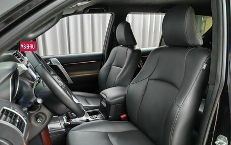 Toyota Land Cruiser Prado 150 рестайлинг 2, 2015 год, 3 250 000 рублей, 6 фотография