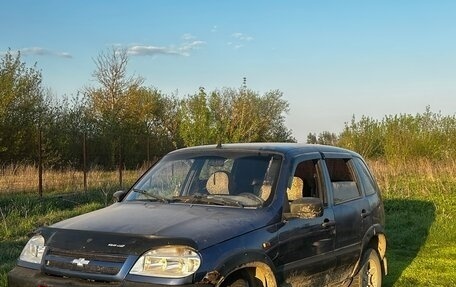 Chevrolet Niva I рестайлинг, 2006 год, 240 000 рублей, 3 фотография