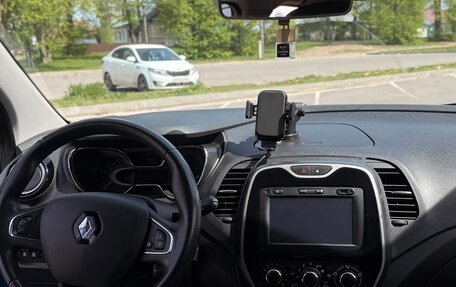 Renault Kaptur I рестайлинг, 2016 год, 1 000 000 рублей, 12 фотография