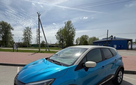 Renault Kaptur I рестайлинг, 2016 год, 1 000 000 рублей, 4 фотография