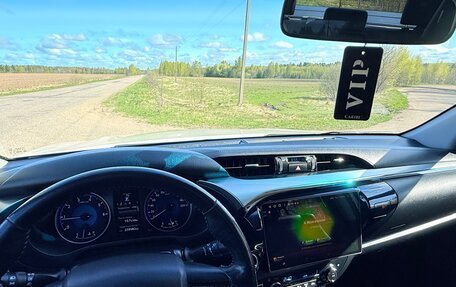Toyota Hilux VIII, 2018 год, 3 550 000 рублей, 15 фотография