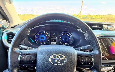 Toyota Hilux VIII, 2018 год, 3 550 000 рублей, 16 фотография