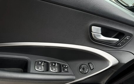 Hyundai Santa Fe III рестайлинг, 2016 год, 2 250 000 рублей, 24 фотография