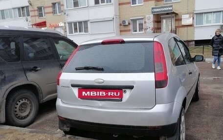 Ford Fiesta, 2004 год, 320 000 рублей, 3 фотография