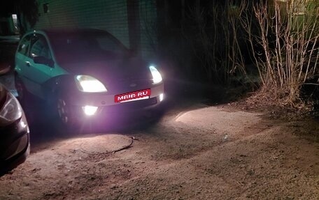 Ford Fiesta, 2004 год, 320 000 рублей, 2 фотография