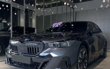 BMW 5 серия, 2026 год, 14 490 000 рублей, 2 фотография