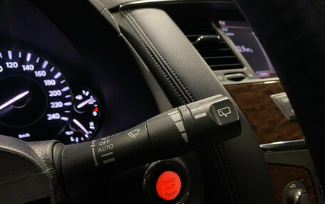 Nissan Patrol, 2010 год, 2 300 000 рублей, 21 фотография