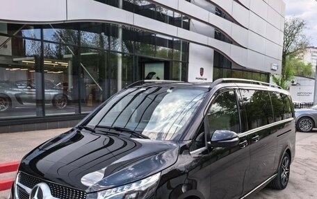 Mercedes-Benz V-Класс, 2022 год, 10 500 000 рублей, 12 фотография