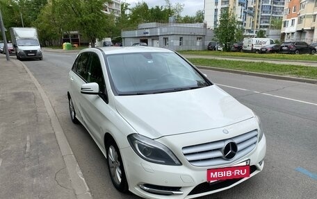 Mercedes-Benz B-Класс, 2013 год, 1 099 000 рублей, 2 фотография