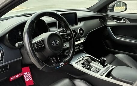 KIA Stinger I, 2018 год, 2 750 000 рублей, 12 фотография
