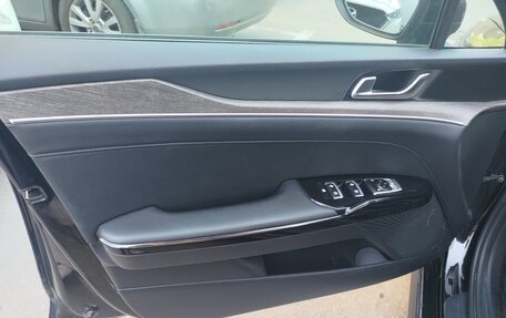 KIA K5, 2021 год, 2 800 000 рублей, 6 фотография