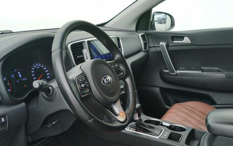 KIA Sportage IV рестайлинг, 2017 год, 1 650 000 рублей, 10 фотография