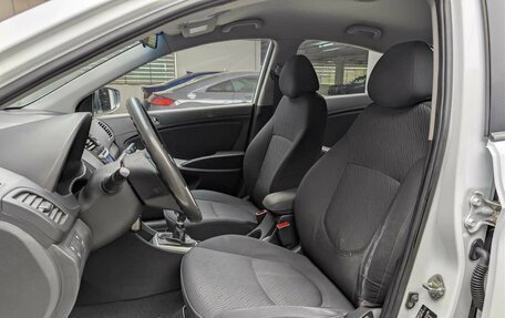 Hyundai Solaris II рестайлинг, 2012 год, 525 000 рублей, 8 фотография