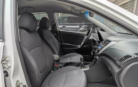 Hyundai Solaris II рестайлинг, 2012 год, 525 000 рублей, 12 фотография
