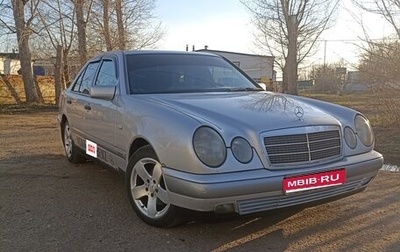 Mercedes-Benz E-Класс, 1996 год, 330 000 рублей, 1 фотография