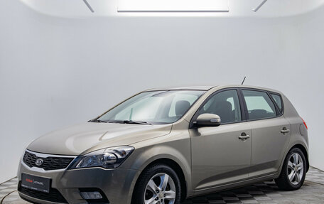 KIA cee'd I рестайлинг, 2011 год, 850 000 рублей, 1 фотография