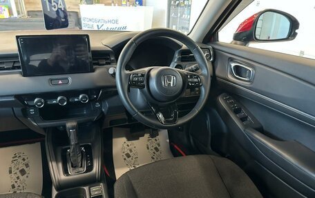 Honda Vezel, 2024 год, 2 999 900 рублей, 15 фотография