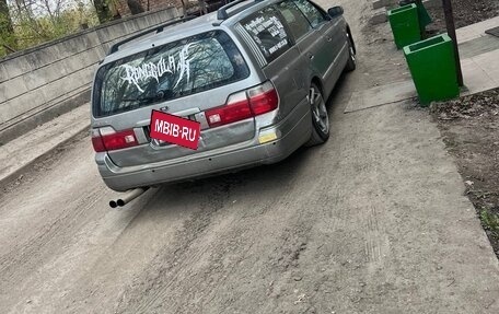 Nissan Stagea II, 2000 год, 670 000 рублей, 2 фотография