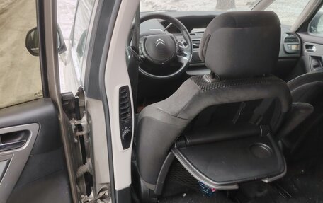 Citroen C4 Picasso II рестайлинг, 2008 год, 650 000 рублей, 3 фотография