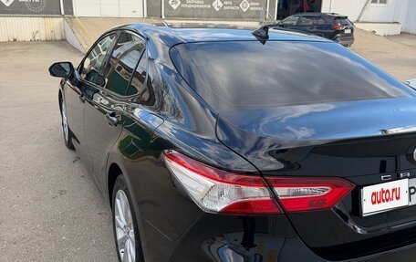 Toyota Camry, 2019 год, 2 750 000 рублей, 6 фотография