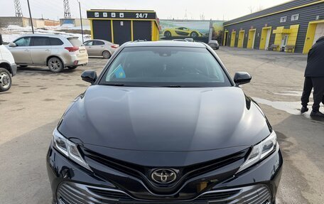 Toyota Camry, 2019 год, 2 750 000 рублей, 7 фотография