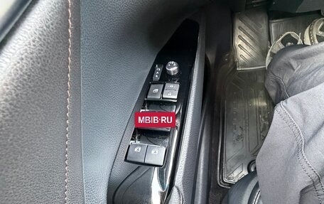 Toyota Camry, 2019 год, 2 750 000 рублей, 16 фотография