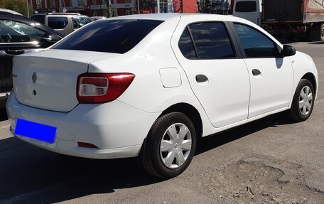 Renault Logan II, 2014 год, 900 000 рублей, 3 фотография